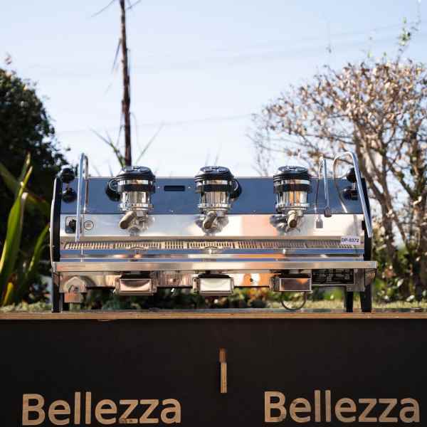 Stunning Pre Owned 3 Group La Marzocco STRADA AV ABR COFFEE MACHINE - Australia - Di Pacci