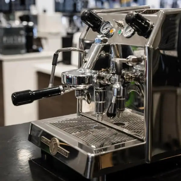 Stunning Pre Owned DIADEMA JUNIOR ELITE Coffee Machine - ALL