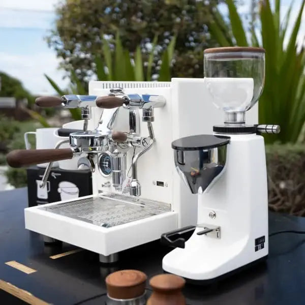 Stunning Quick Mill & Piccola Grinder & Accessories Package