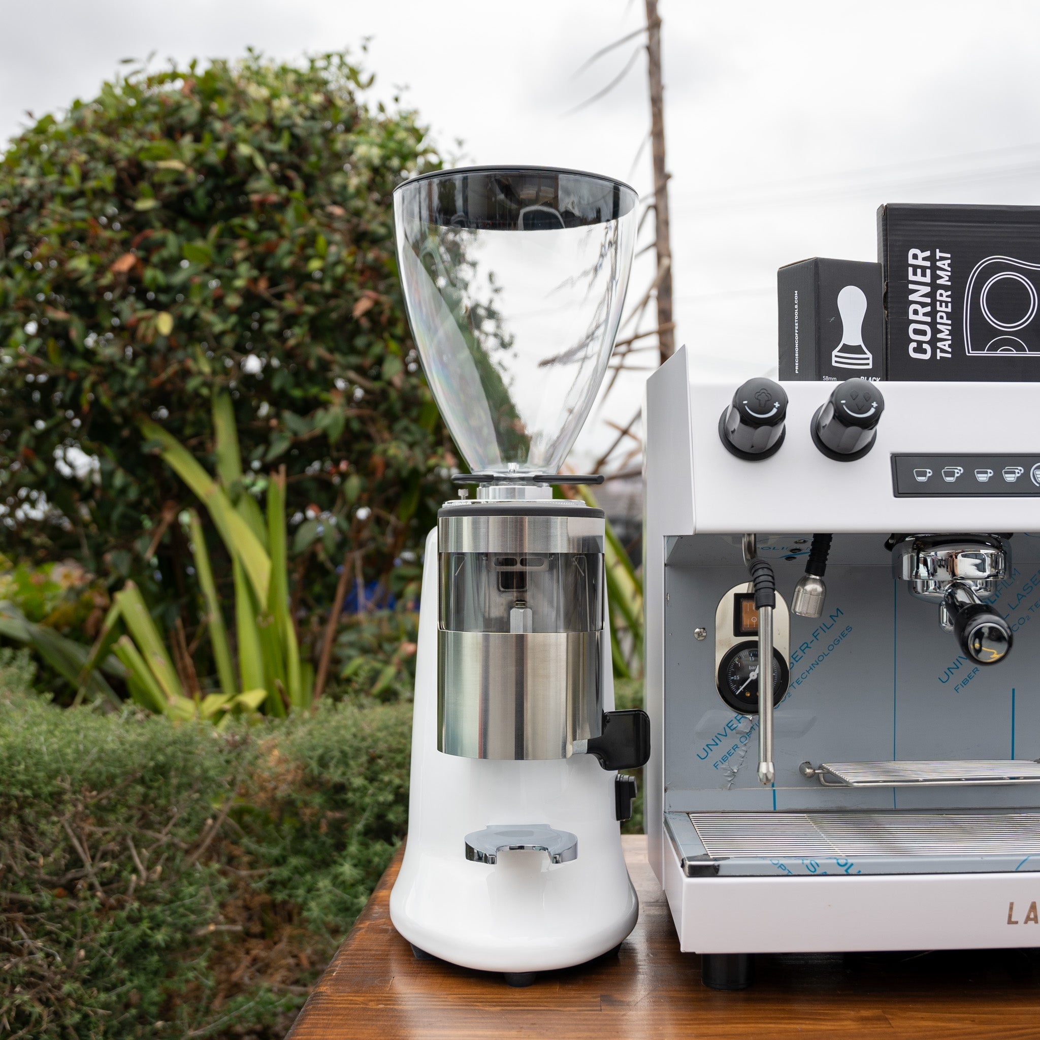 White Carimali Nimble & X011 Grinder Package + Precision Accessories - Australia - Di Pacci